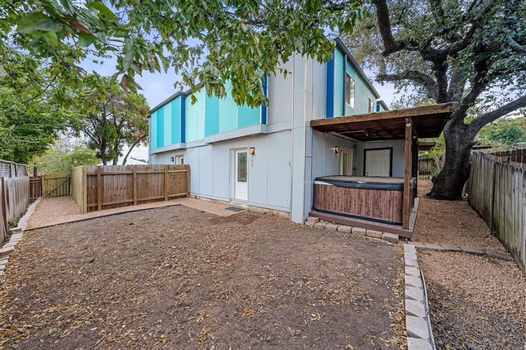 2806 Skyway Cir in Austin, TX - Building Photo