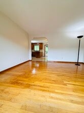 61 Sandy Brook Dr in New Britain, CT - Building Photo - Building Photo