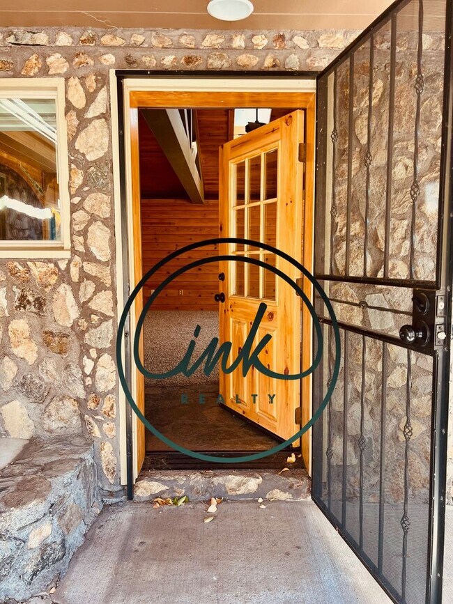 1817 Fair's Dr in Gardnerville, NV - Building Photo - Building Photo