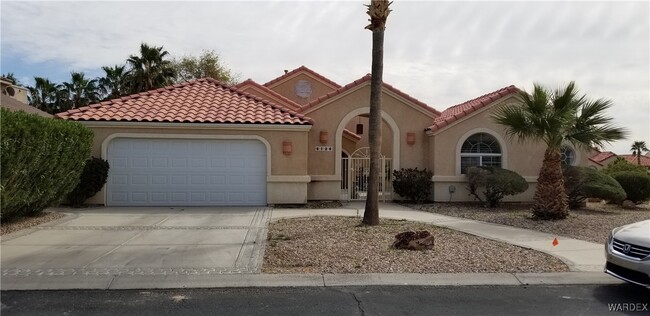 6126 S Los Lagos Pl in Fort Mohave, AZ - Foto de edificio - Building Photo