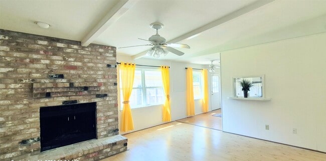 5455 Kuldell Dr in Houston, TX - Building Photo - Building Photo