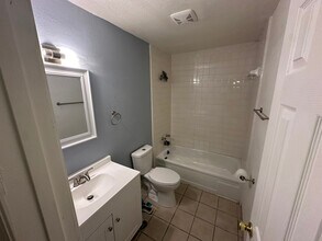 421 E Sessoms Ave, Unit 1 in Lake Wales, FL - Building Photo - Building Photo