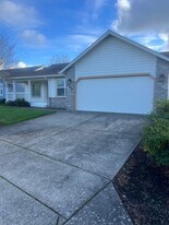 1278 Winery Ln in Eugene, OR - Building Photo