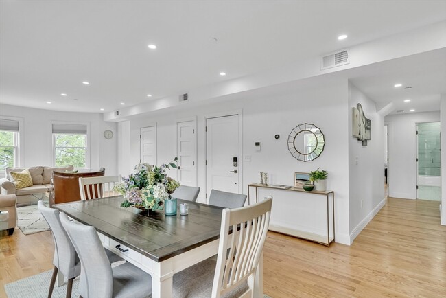 34 Park St in Newton, MA - Building Photo - Building Photo