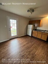 225 John Sutherland Dr in Nicholasville, KY - Building Photo - Building Photo