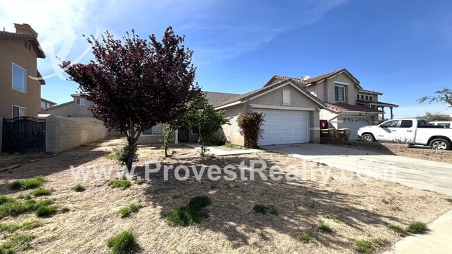 9400 Nolina Dr in Hesperia, CA - Building Photo - Building Photo