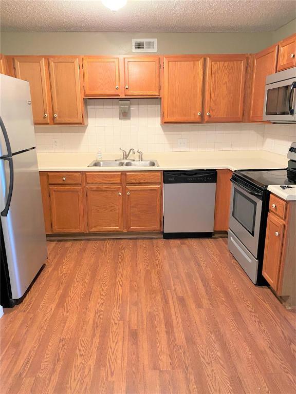 2506 Creve Coeur Mill Rd in Maryland Heights, MO - Building Photo - Building Photo