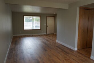 6412 NE 78th Ave in Vancouver, WA - Building Photo - Building Photo