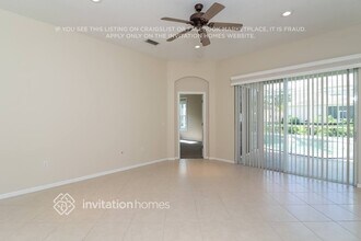 11518 Pimpernel Dr in Lakewood Ranch, FL - Foto de edificio - Building Photo