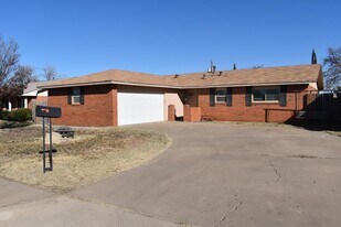 2722 Verde Ave in Odessa, TX - Building Photo