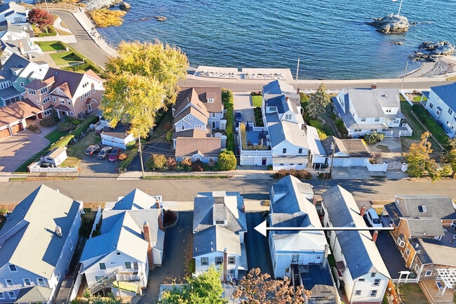 14 Blackall Rd in Milford, CT - Building Photo - Building Photo