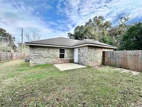 1603 Blackwell Ln in Pensacola, FL - Building Photo - Building Photo