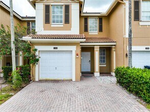 11866 SW 152nd Pl in Miami, FL - Building Photo - Building Photo