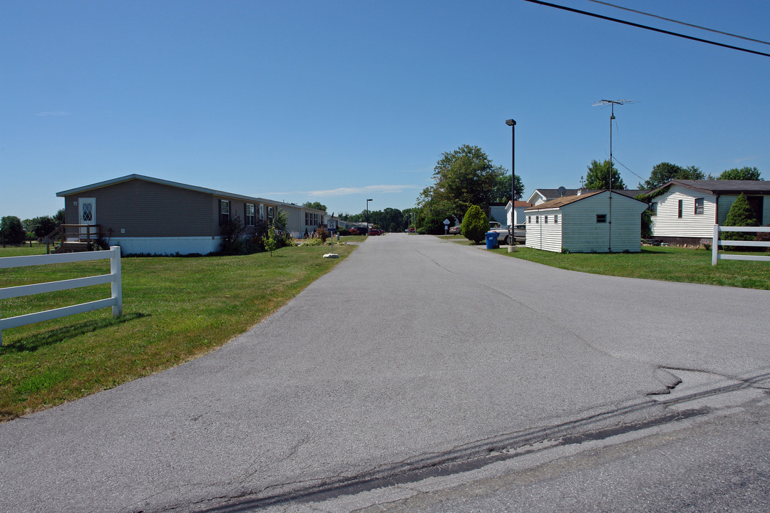 E Ridge Rd in Nottingham, PA - Building Photo