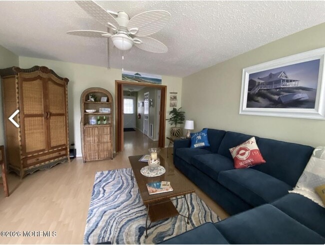 10 SE Central Ave in Seaside Park, NJ - Building Photo - Building Photo