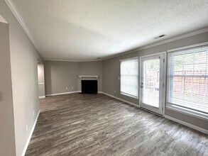 3995 Valley Ct in Winston-Salem, NC - Building Photo - Building Photo