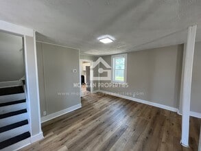 537 W Jackson St in Kokomo, IN - Building Photo - Building Photo