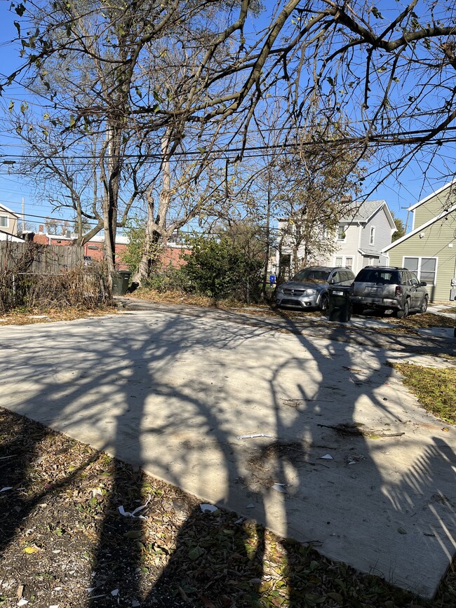 1370 E 22nd Ave in Columbus, OH - Building Photo - Building Photo