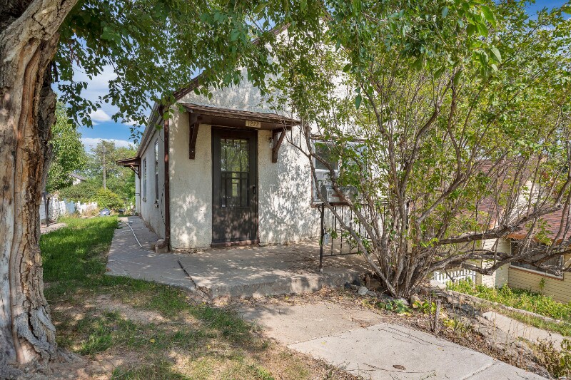 1222 South St in Rapid City, SD - Building Photo
