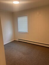 3604 Oregon Dr in Anchorage, AK - Building Photo - Building Photo
