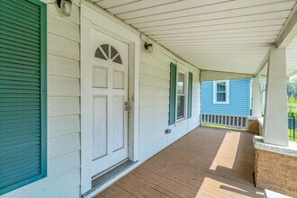 2325 Cedar Ln in Knoxville, TN - Building Photo - Building Photo