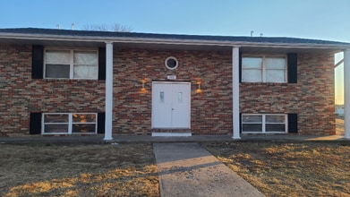 215 Snead Dr in Columbia, MO - Building Photo - Building Photo