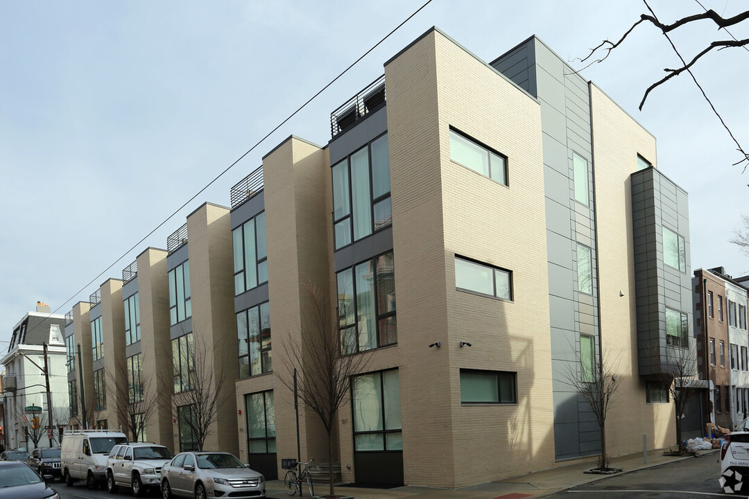 503 S 12th St in Philadelphia, PA - Building Photo