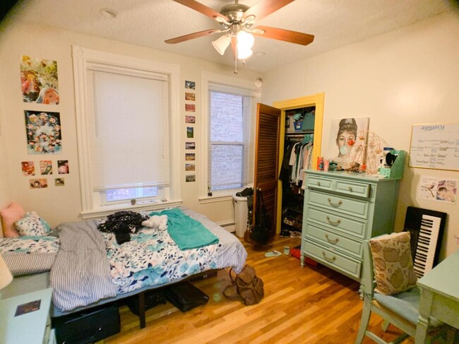127 Cedar St, Unit 2 in Boston, MA - Building Photo - Building Photo