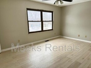 205 Fairway Gardens Dr in Hurricane, WV - Building Photo - Building Photo