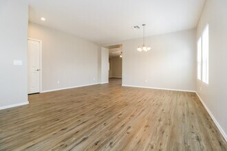 6095 S 255th Dr in Buckeye, AZ - Building Photo - Building Photo