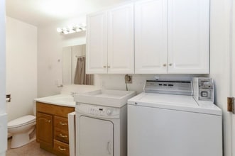 17 Lincoln Ave, Unit 1 in Gloucester, MA - Building Photo - Building Photo