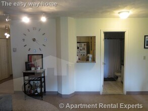 373 Highland Ave, Unit #211 in Somerville, MA - Foto de edificio - Building Photo