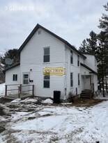 5 George St in Augusta, ME - Building Photo