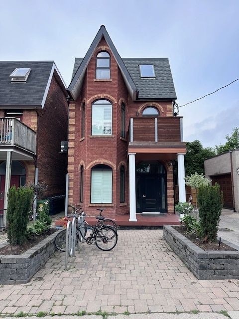 property at 90 Beaconsfield Ave