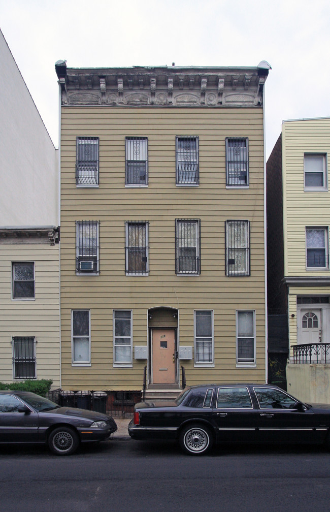 119 Taaffe Pl in Brooklyn, NY - Building Photo - Building Photo