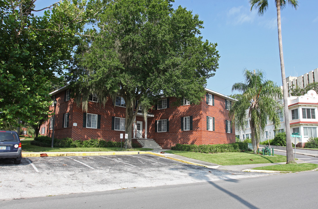 Lake Morton Apartments in Lakeland, FL - Building Photo