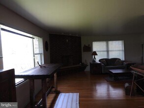 2711 Bel Pre Rd in Silver Spring, MD - Building Photo - Building Photo