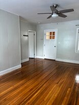 73 Cottage St, Unit apt 1 in Melrose, MA - Building Photo
