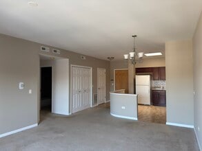 3501 Wellington Ct in Rolling Meadows, IL - Building Photo - Building Photo