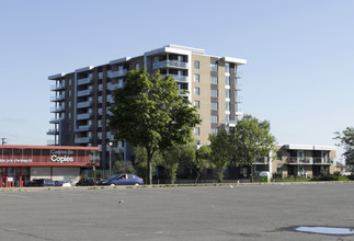 Ventura Condos in Pointe-claire, QC - Building Photo - Building Photo