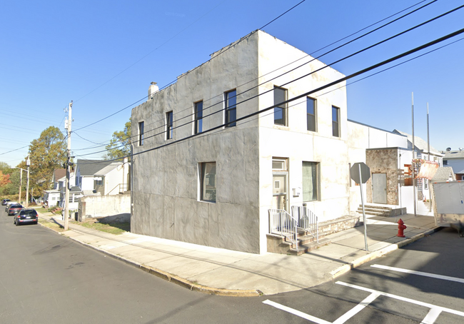 536 Center St in South Amboy, NJ - Building Photo - Building Photo