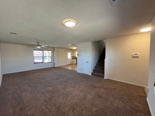 573 Creekside Ave SW in Los Lunas, NM - Building Photo - Building Photo