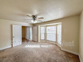 2779 W 5525 S in Roy, UT - Building Photo