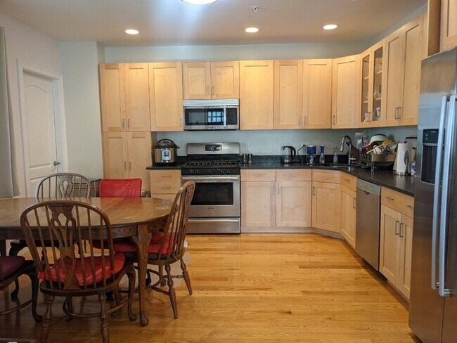 15 Oak St in Cambridge, MA - Building Photo - Building Photo
