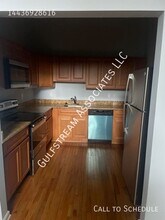 416 N Howard St in Baltimore, MD - Building Photo - Building Photo