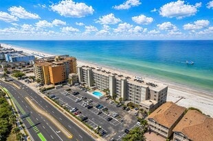 18650 Gulf Blvd in Indian Shores, FL - Building Photo