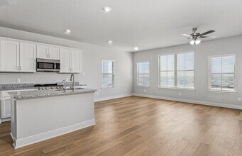 7146 Magnolia Pass in San Antonio, TX - Foto de edificio - Building Photo