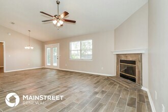 1312 Cutlass Rd, Unit C-202 in Orange Park, FL - Building Photo - Building Photo