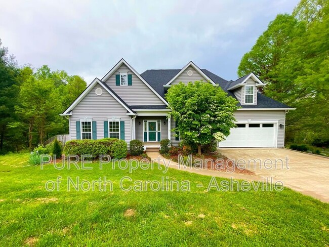 property at 6 Strawberry Ln