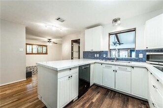 7521 Brentcove Cir in Dallas, TX - Building Photo - Building Photo